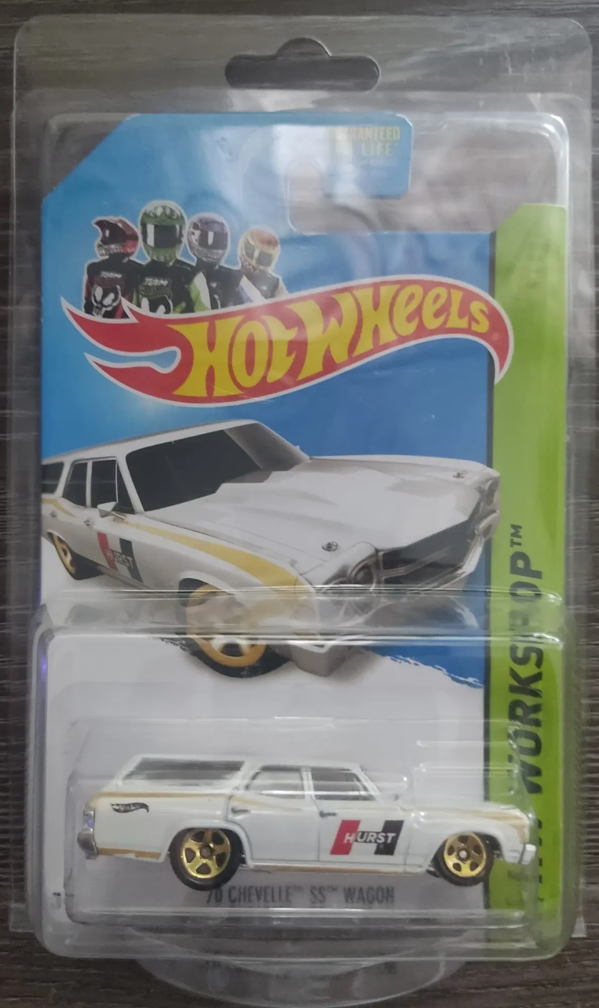 2014 70 Chevelle SS Wagon White: Long (US): Image 2