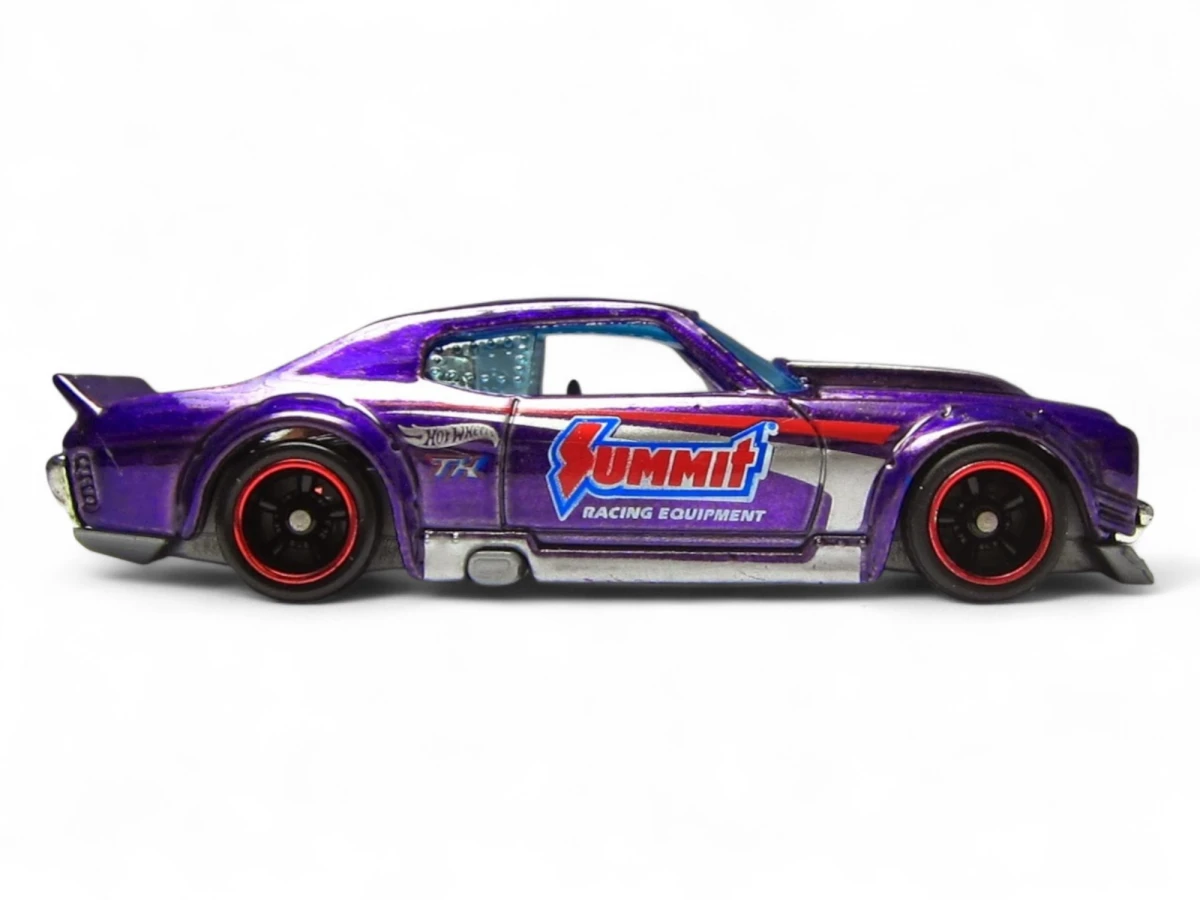 2014 70 Chevy Chevelle Purple: No Package: Image 2