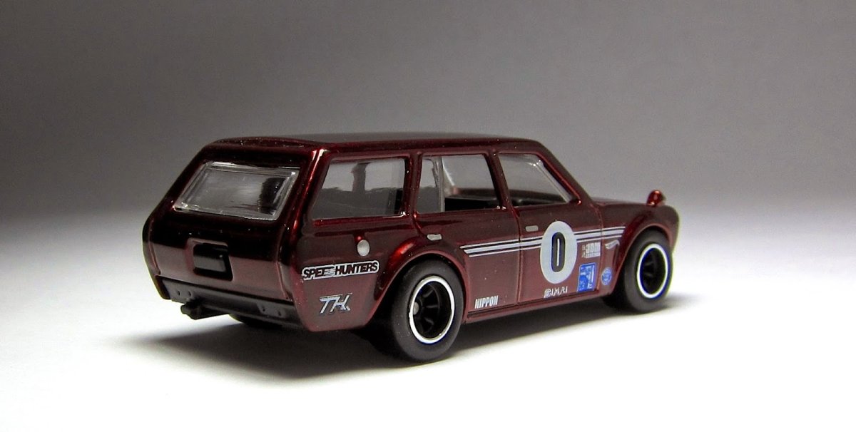 2014 71 Datsun Bluebird 510 Wagon Red: Image 6