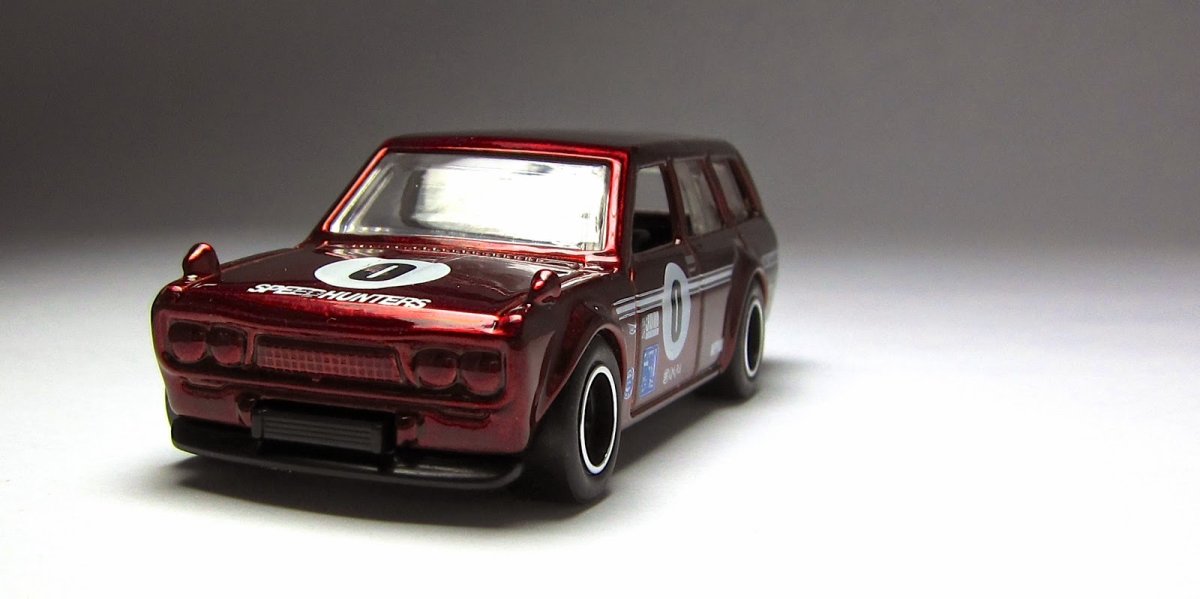 2014 71 Datsun Bluebird 510 Wagon Red: Image 12