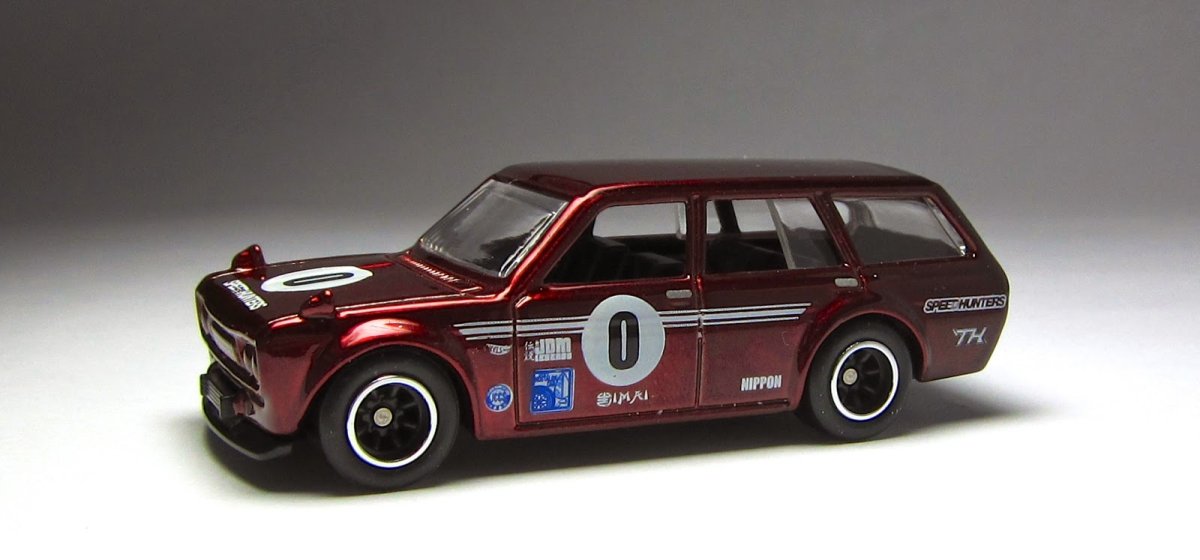 2014 71 Datsun Bluebird 510 Wagon Red: Image 15