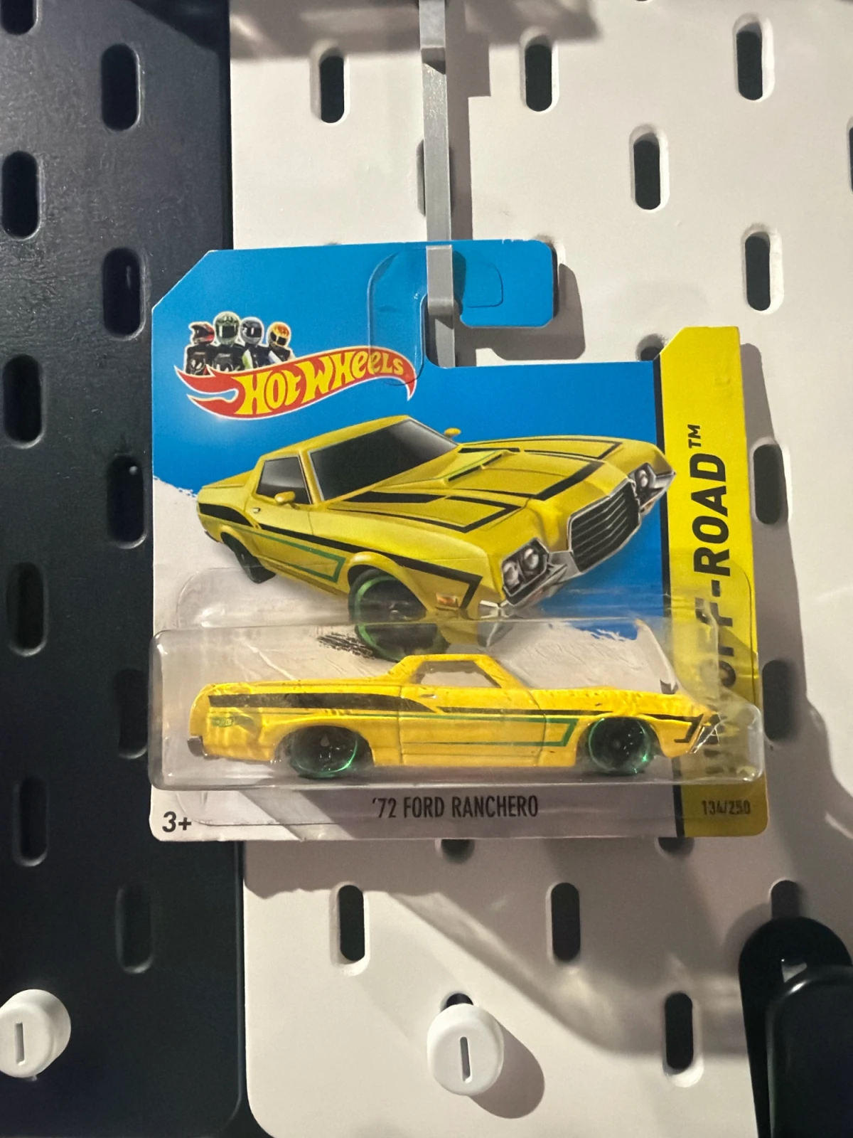 2014 72 Ford Ranchero Yellow: Short: Image 2