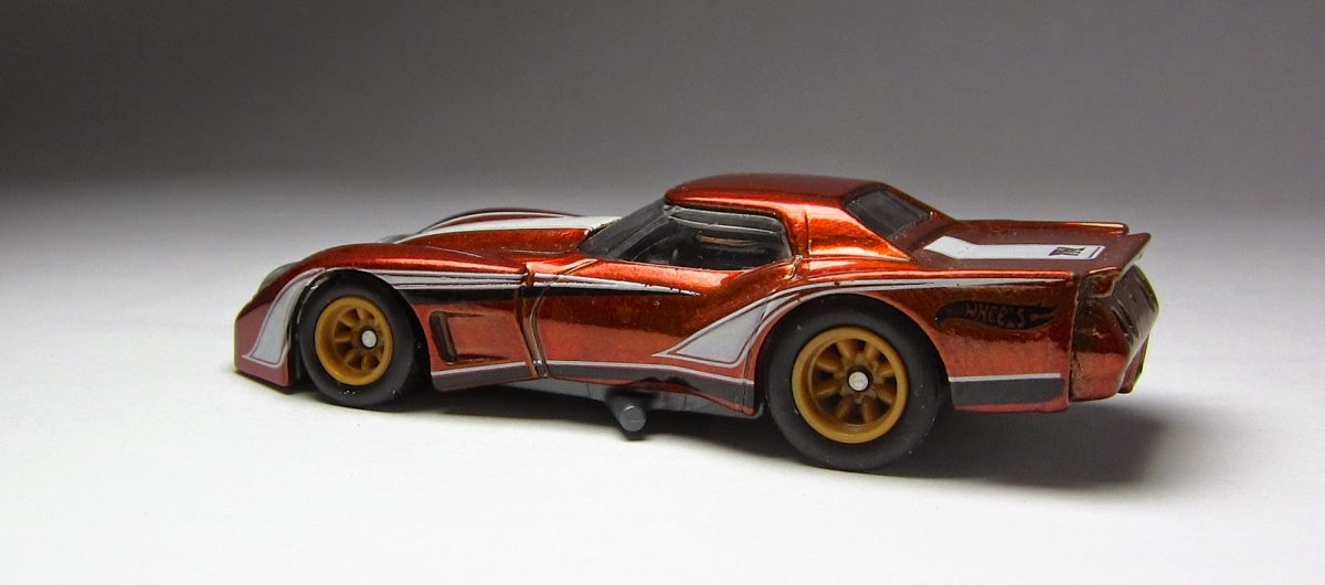 2014 76 Greenwood Corvette Orange: Image 6