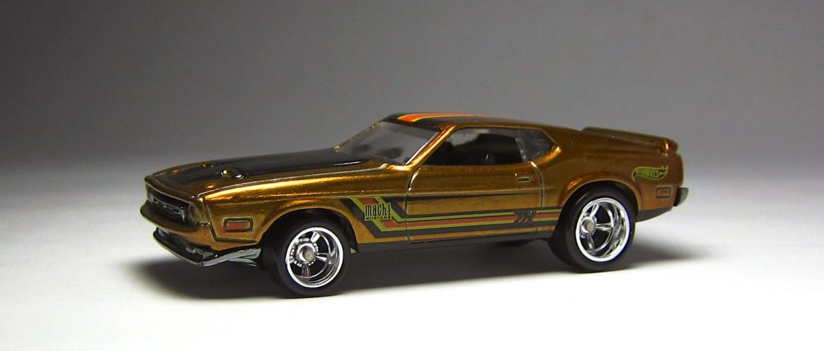 2014 1971 Mustang Mach 1 Gold: Image 10