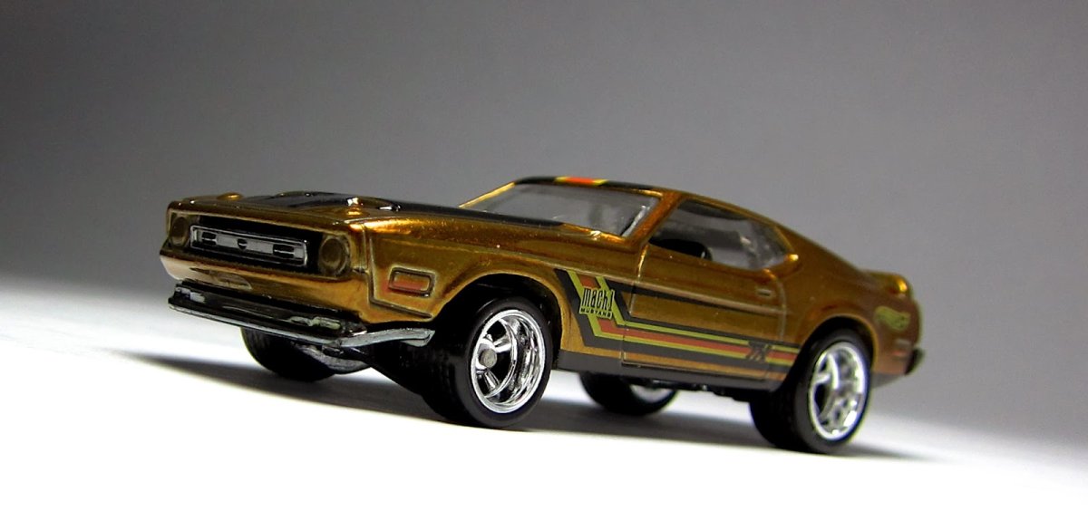 2014 1971 Mustang Mach 1 Gold: Image 2