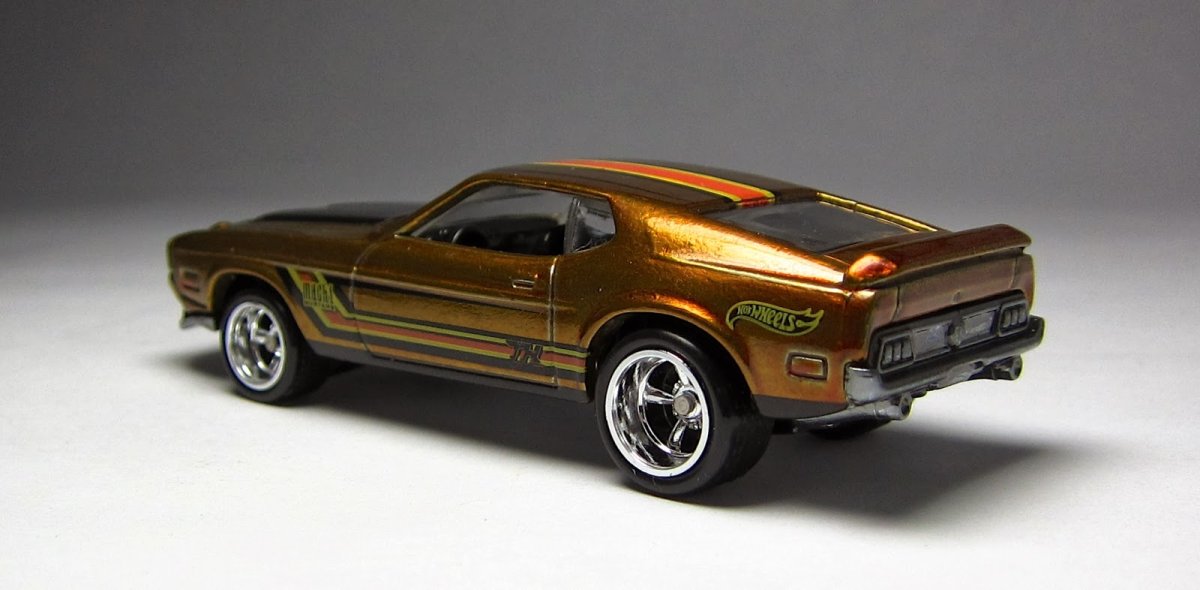 2014 1971 Mustang Mach 1 Gold: Image 6