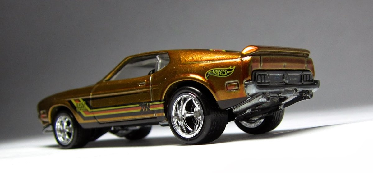 2014 1971 Mustang Mach 1 Gold: Image 11