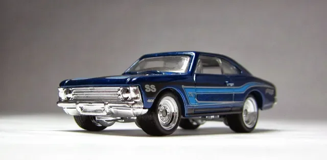 2014 Chevrolet SS Blue: Image 6