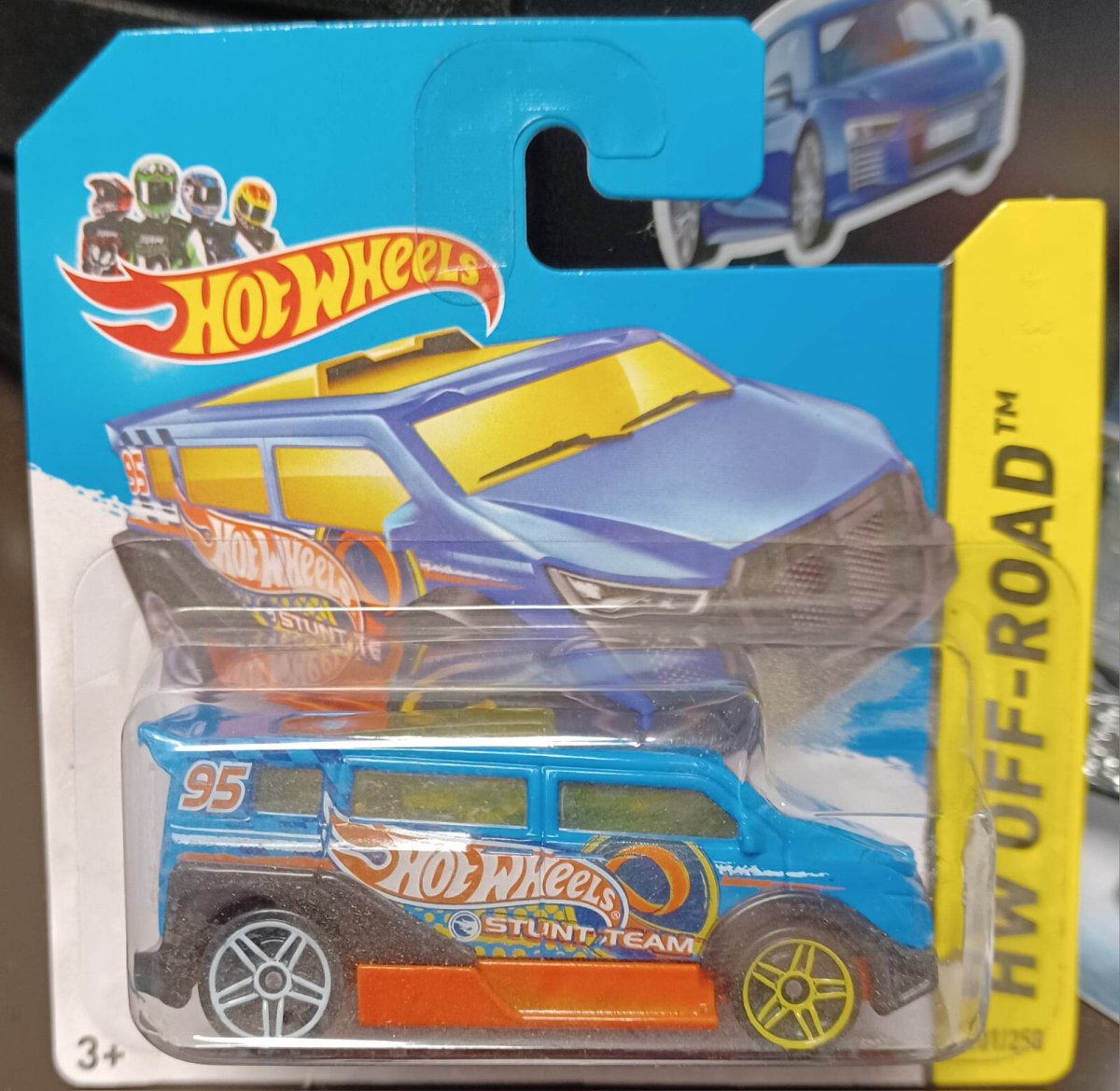 2014 Speedbox Blue: Short: Image 2