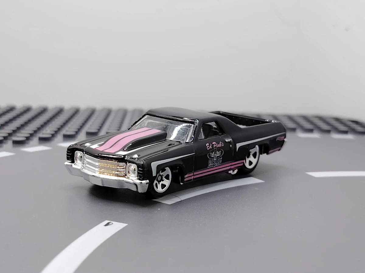 2015 71 El Camino Black: No Package: Image 2