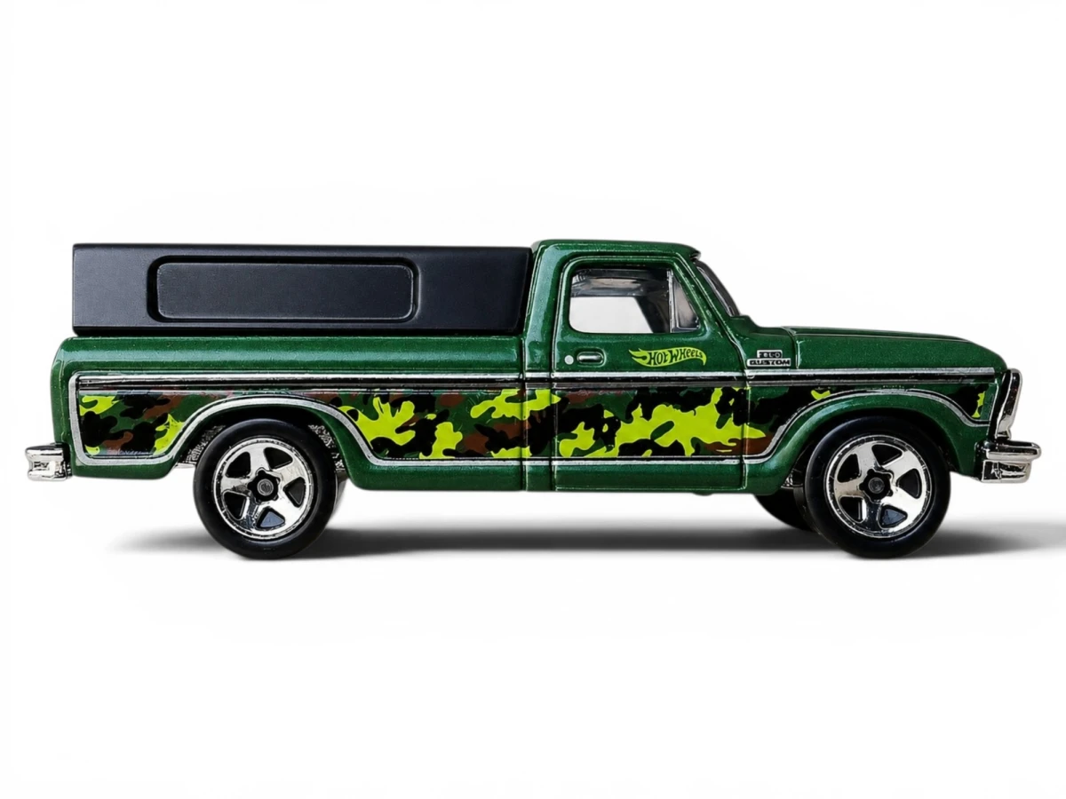2015 79 Ford Pickup Green: No Package: Image 2