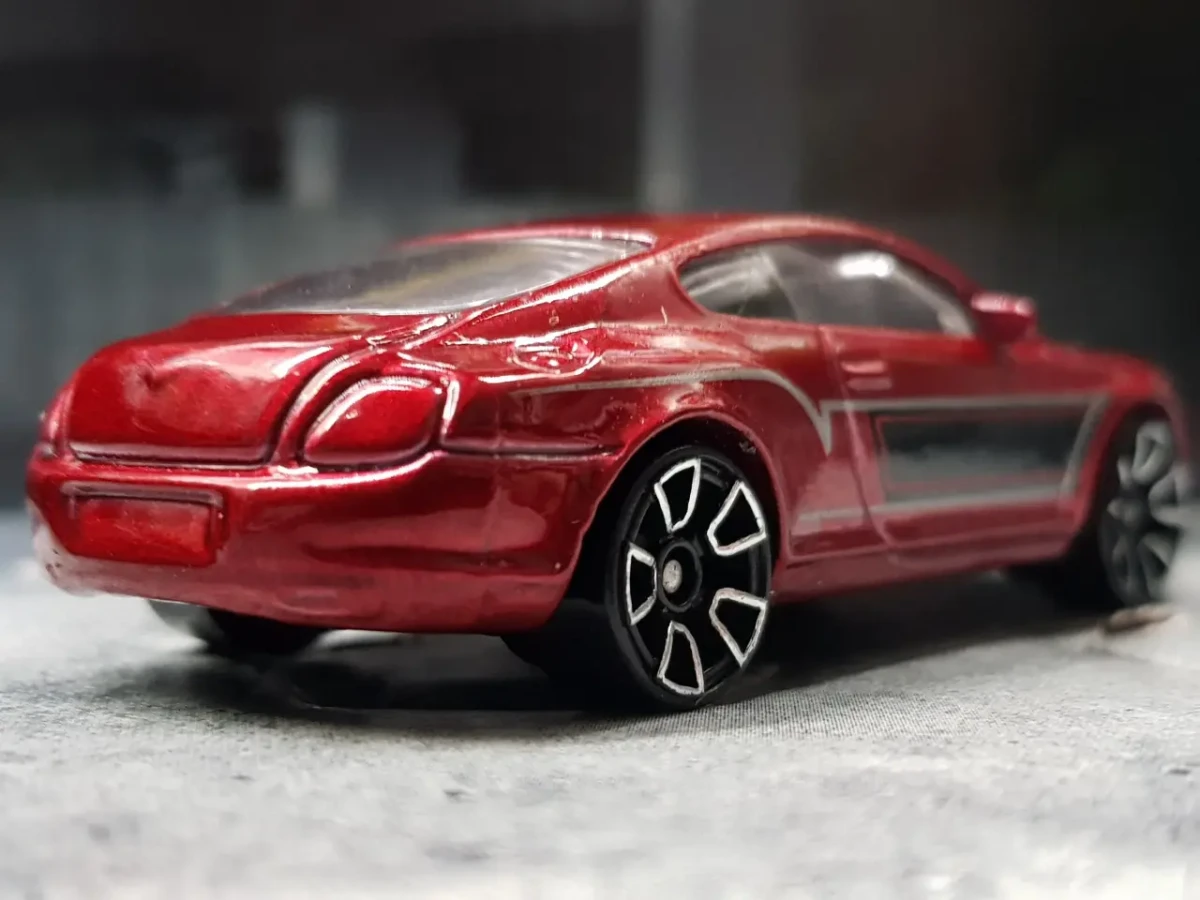 2015 Bentley Continental Supersports Red: No Package: Image 3