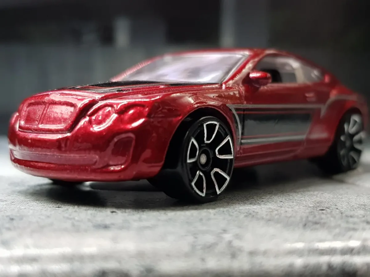2015 Bentley Continental Supersports Red: No Package: Image 2