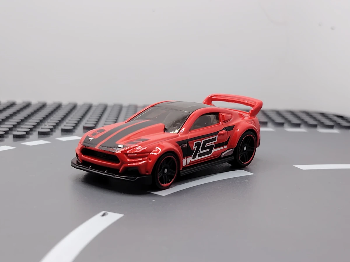2015 Custom '15 Ford Mustang Red: No Package: Image 2