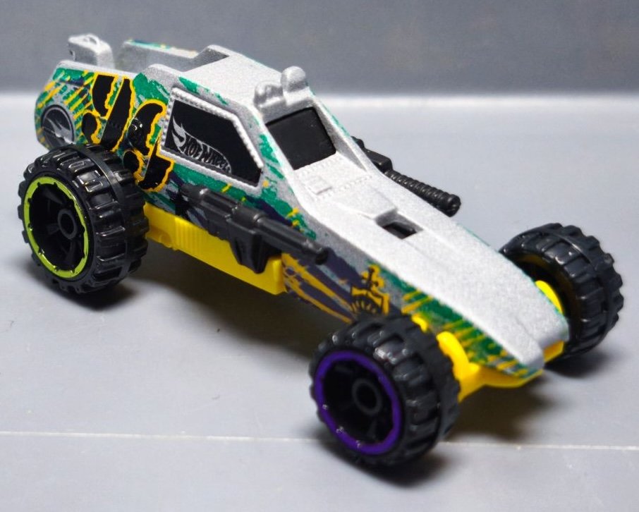 2015 Enforcer Grey: Image 2