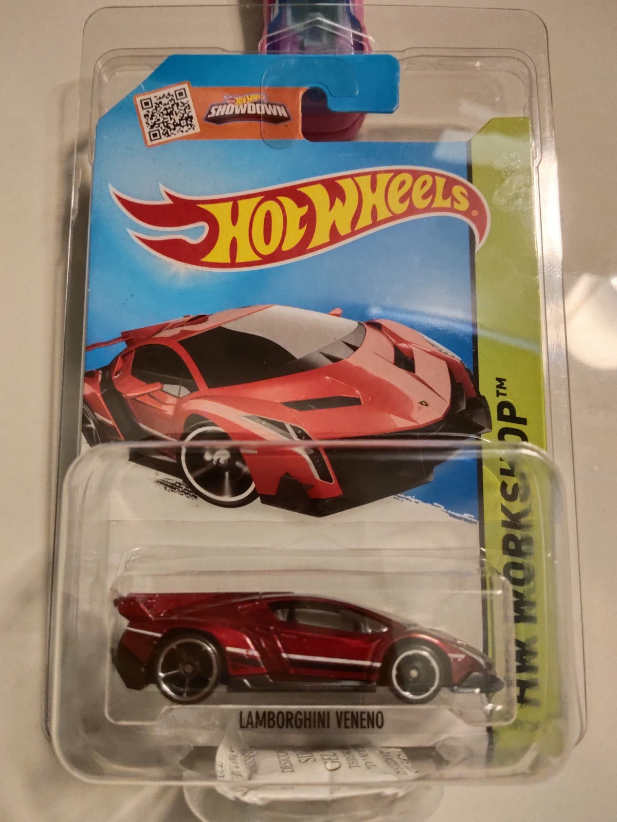 2015 Lamborghini Veneno Red: Long (INT): Image 2