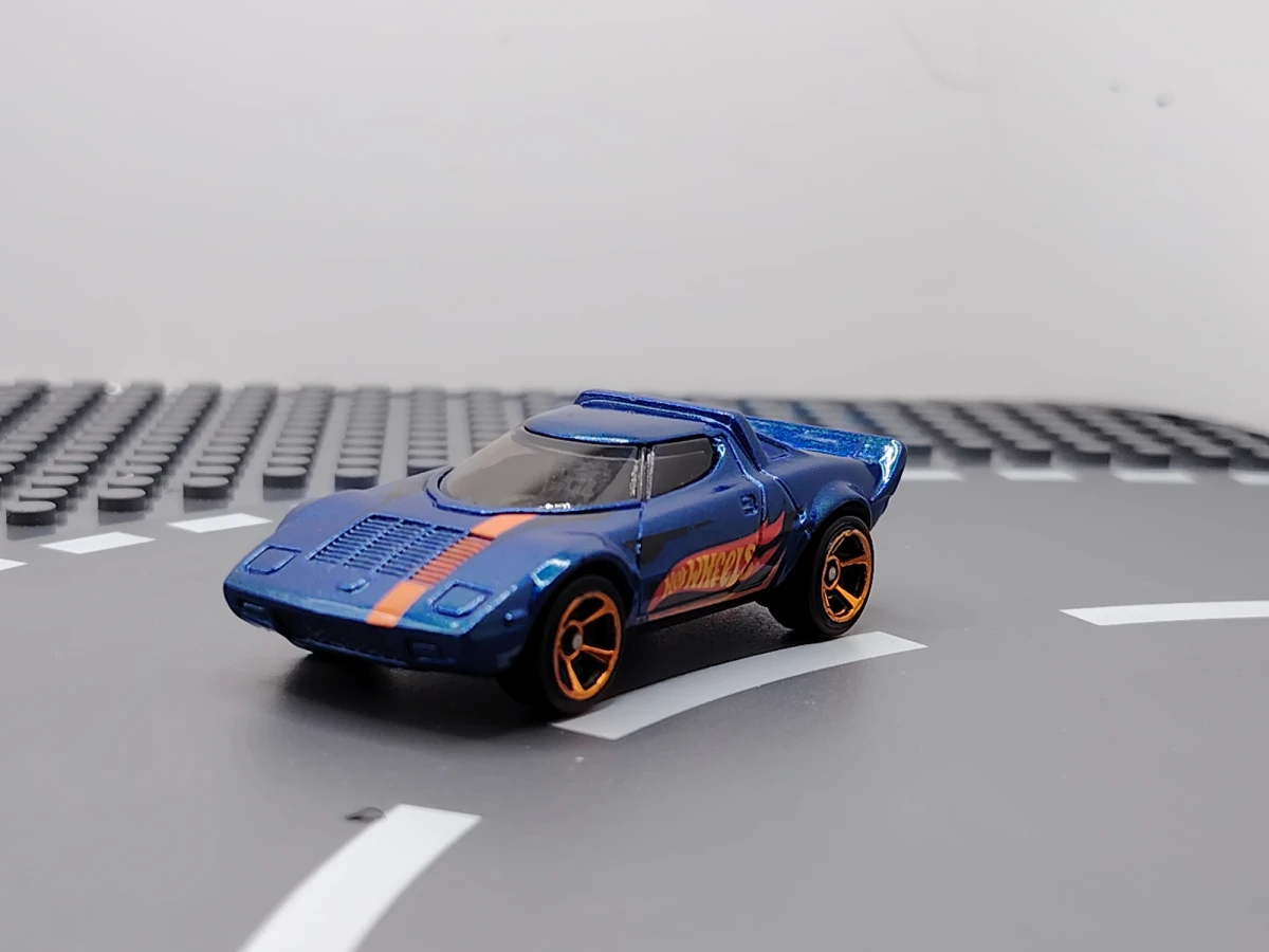 2015 Lancia Stratos Blue: No Package: Image 3