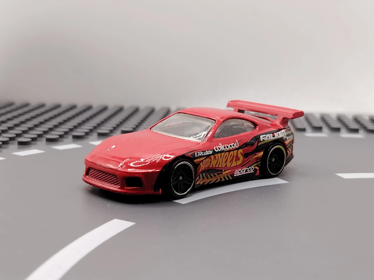 2015 Toyota Supra Red: No Package: Image 2