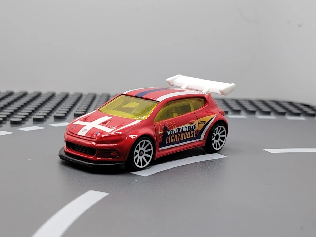 2015 Volkswagen Scirocco GT 24 Red: No Package: Image 2