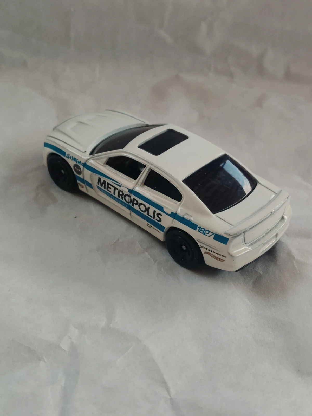 2016 11 Dodge Charger R/T White: No Package: Image 3