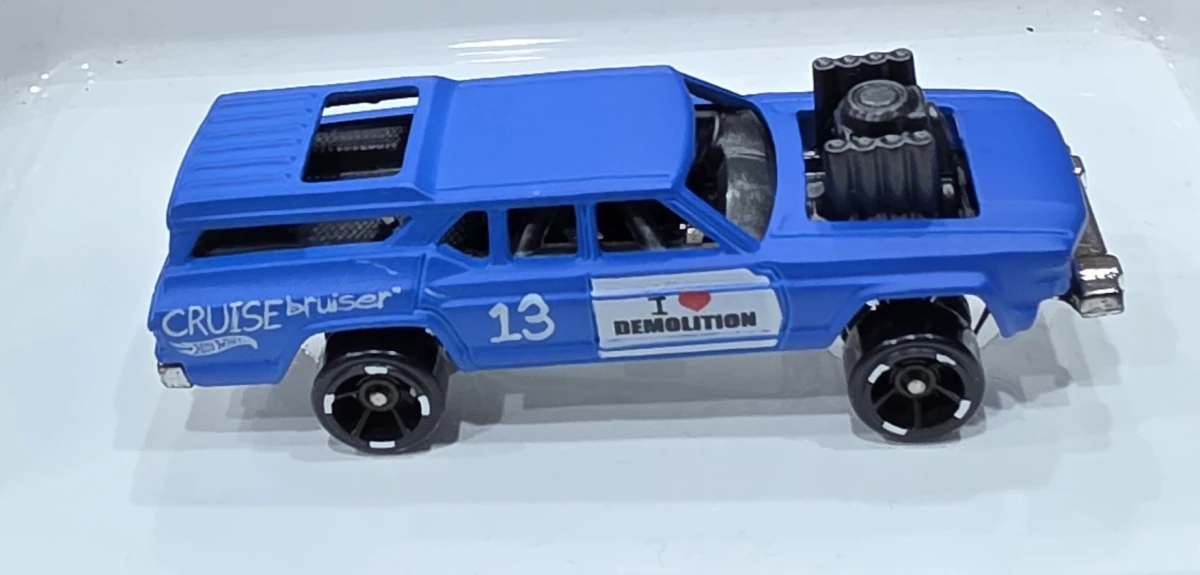 2016 Cruise Bruiser Blue: No Package: Image 2
