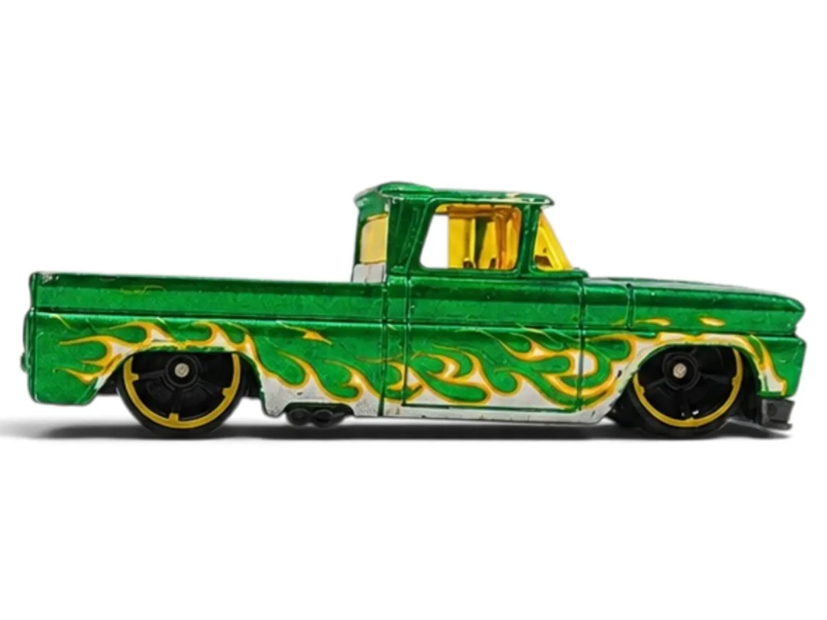 2016 Custom '62 Chevy Pickup Green: No Package: Image 2