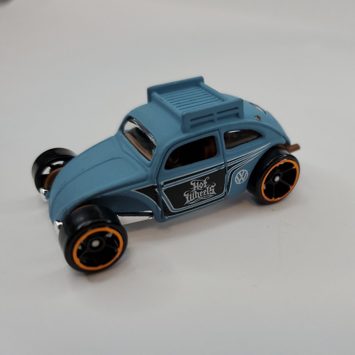 2016 Custom Volkswagen Beetle Blue: Image 2