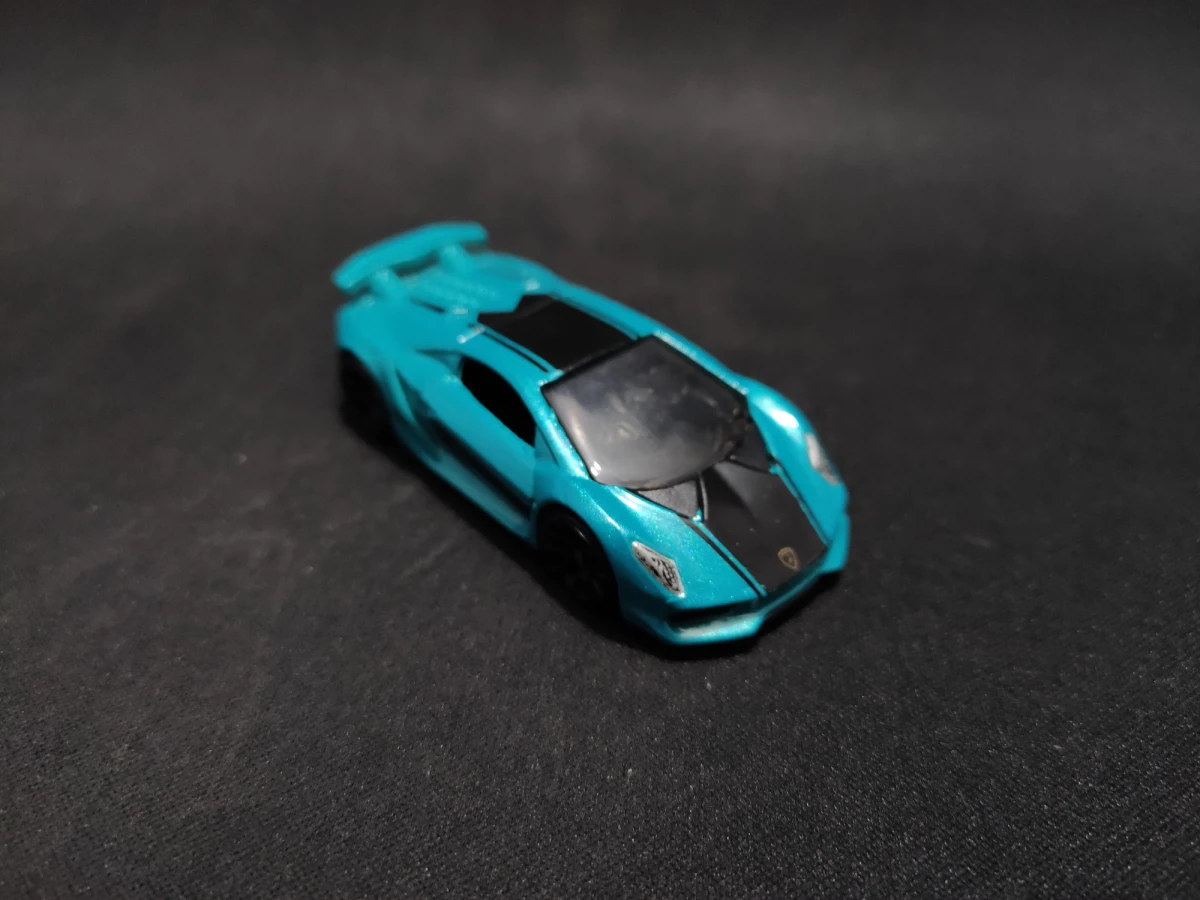 2016 Lamborghini Sesto Elemento Teal: No Package: Image 4