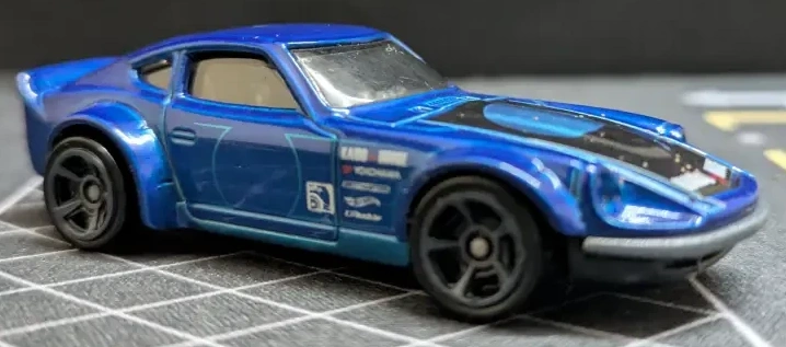 2016 Nissan Fairlady Z Blue: Image 2