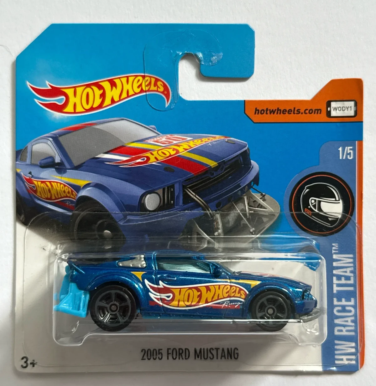 2017 2005 Ford Mustang Blue: Short: Image 2