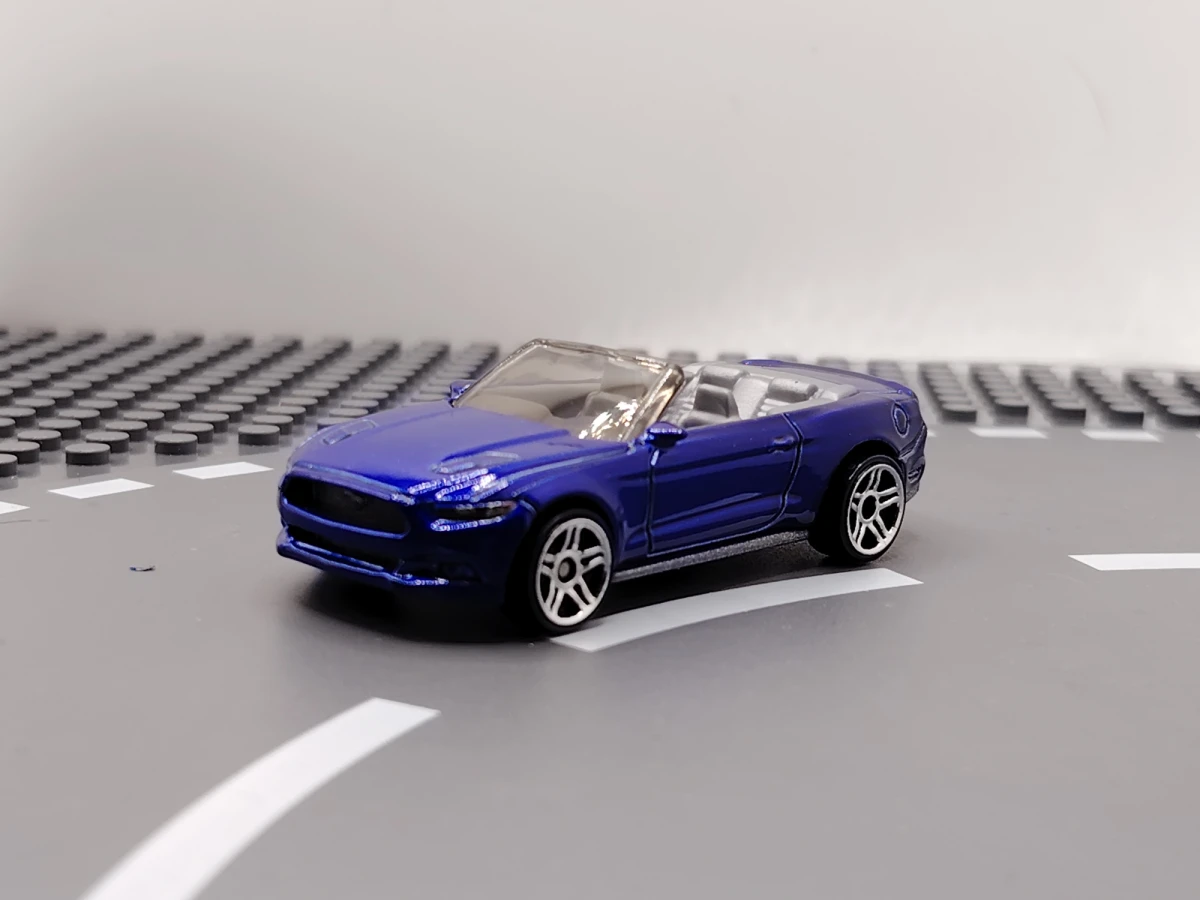 2017 2015 Ford Mustang GT Convertible Blue: No Package: Image 2