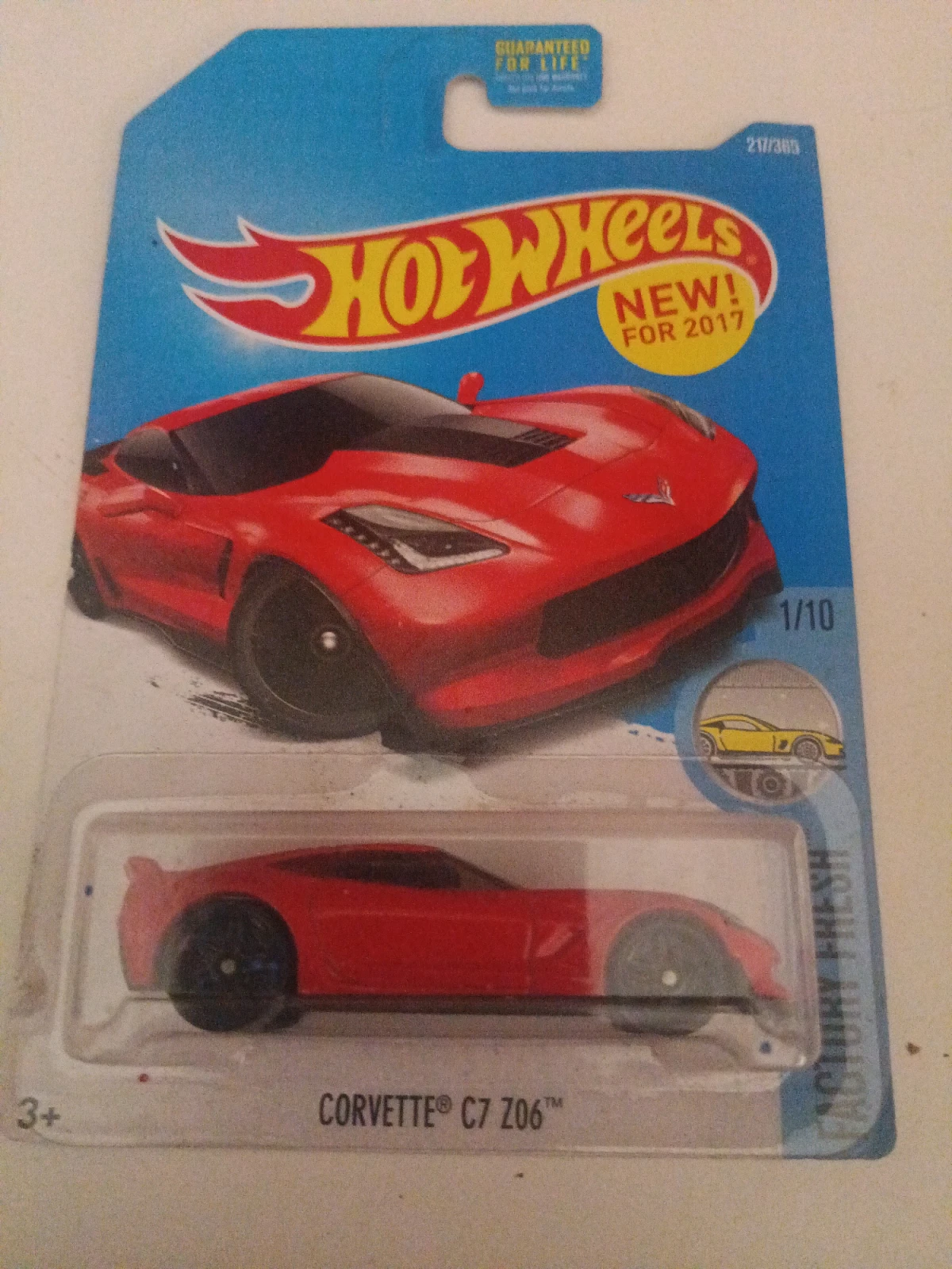 2017 Corvette C7 Z06 Red: Long (US): Image 3