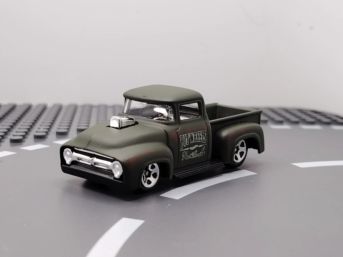 2017 Custom '56 Ford Truck Green: Image 3