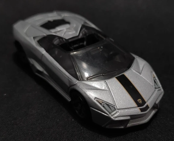 2017 Lamborghini Reventón Roadster Silver: No Package: Image 2