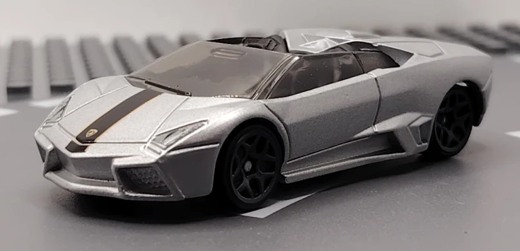 2017 Lamborghini Reventón Roadster Silver: No Package: Image 3