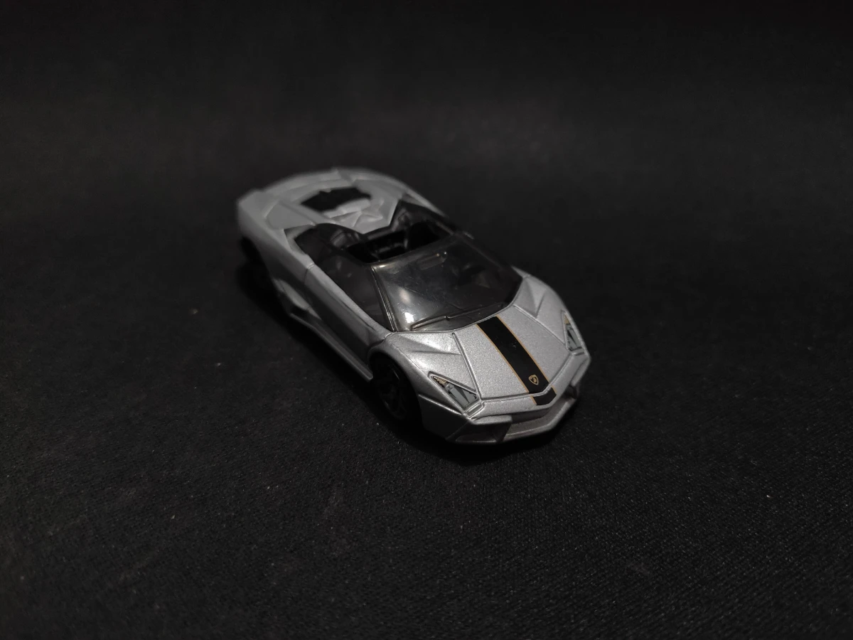2017 Lamborghini Reventon Roadster Silver: No Package: Image 2