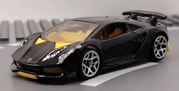 2017 Lamborghini Sesto Elemento Black: No Package: Image 3