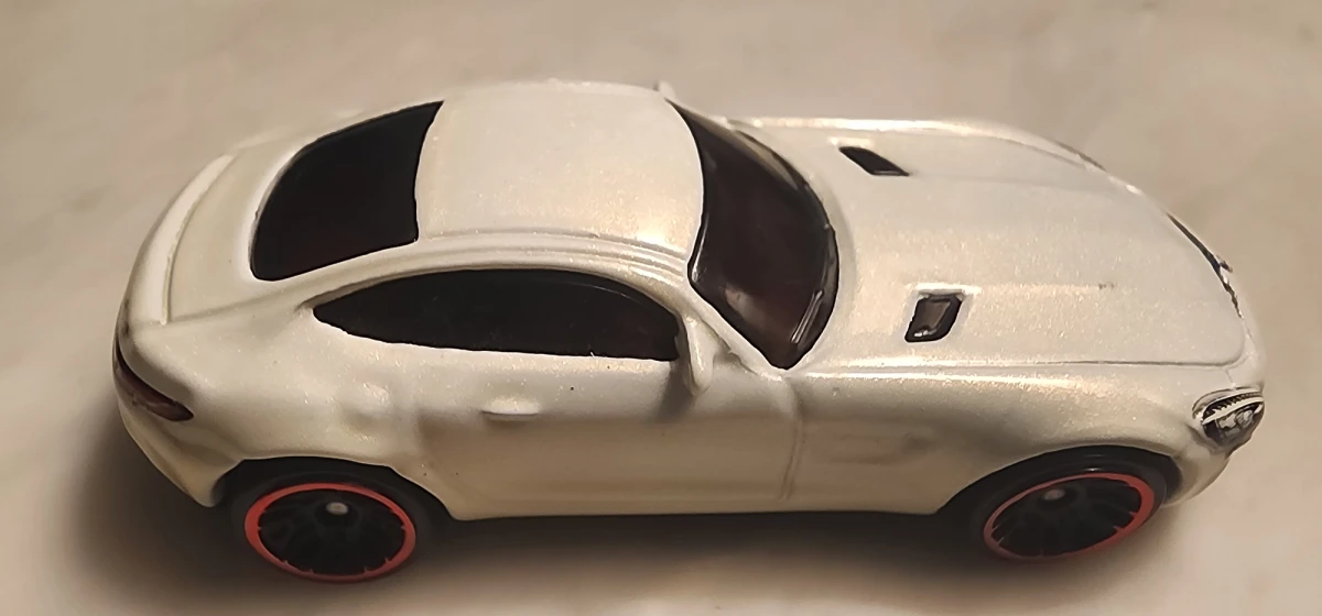 2018 15 Mercedes-AMG GT White: No Package: Image 2