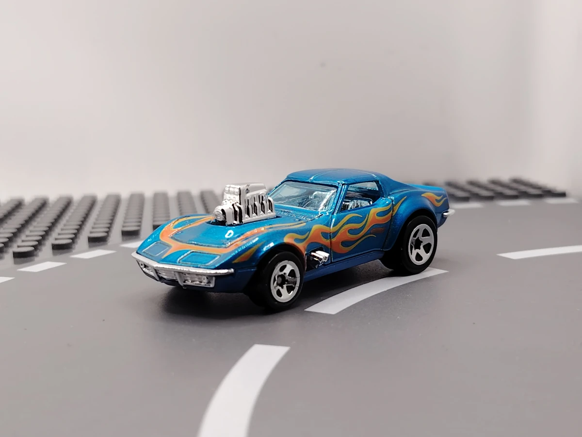2018 68 Corvette - Gas Monkey Garage Blue: No Package: Image 2