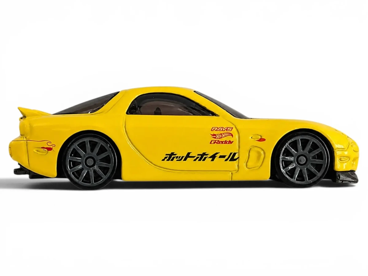 2018 95 Mazda RX-7 Yellow: No Package: Image 2