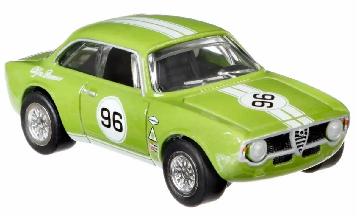 2018 Alfa Romeo Giulia Sprint GTA Green: No Package: Image 3
