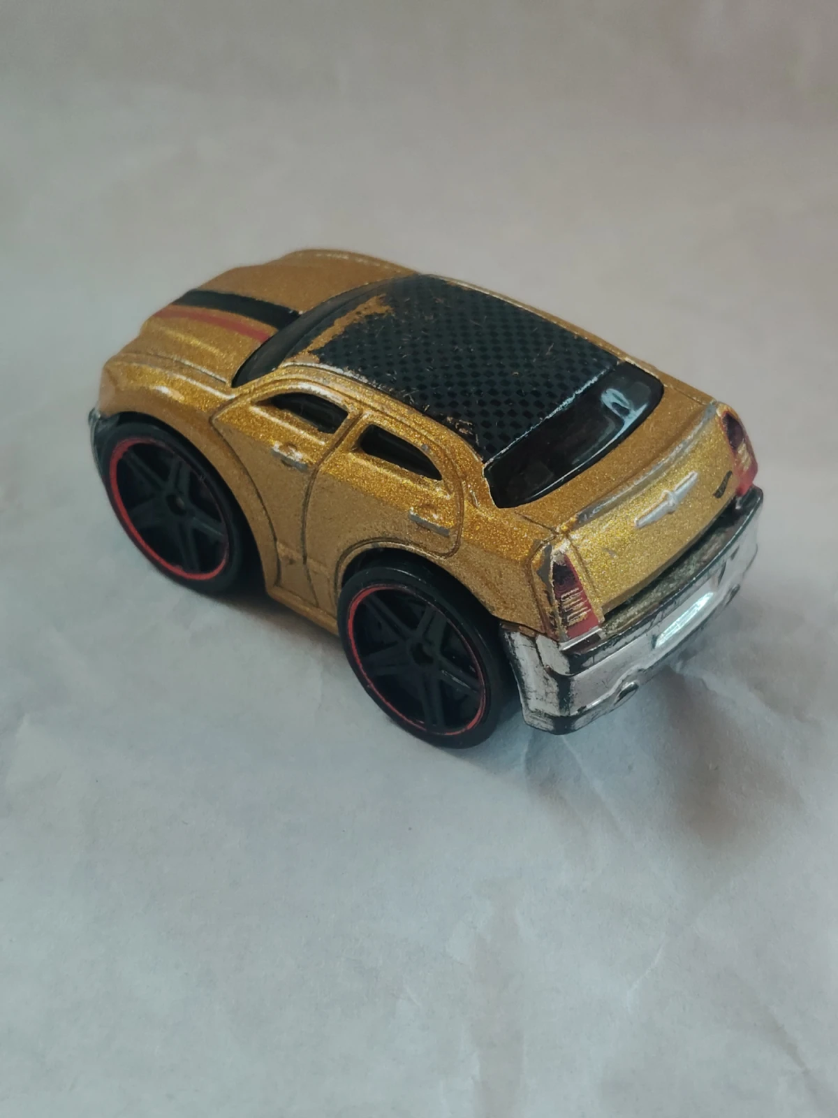 2018 Chrysler 300C Gold: No Package: Image 4