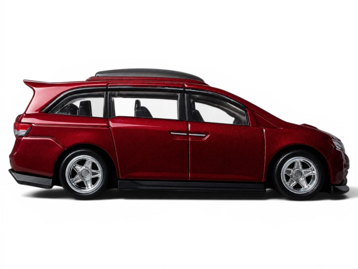 2018 Honda Odyssey Red: No Package: Image 2