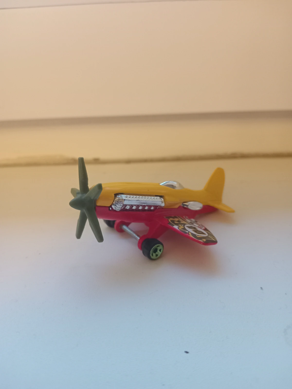 2018 Mad Propz Yellow: No Package: Image 2