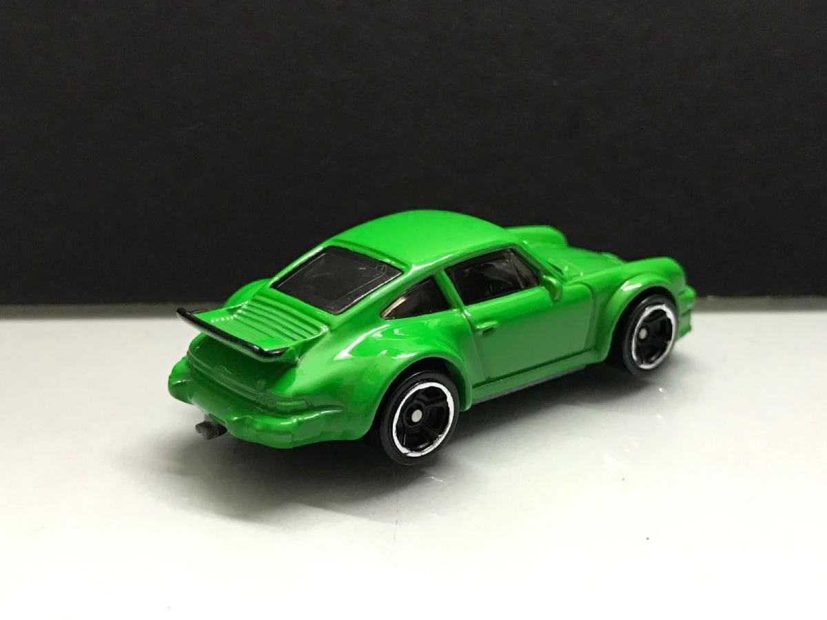 2018 Porsche 934 Turbo RSR Green: No Package: Image 3