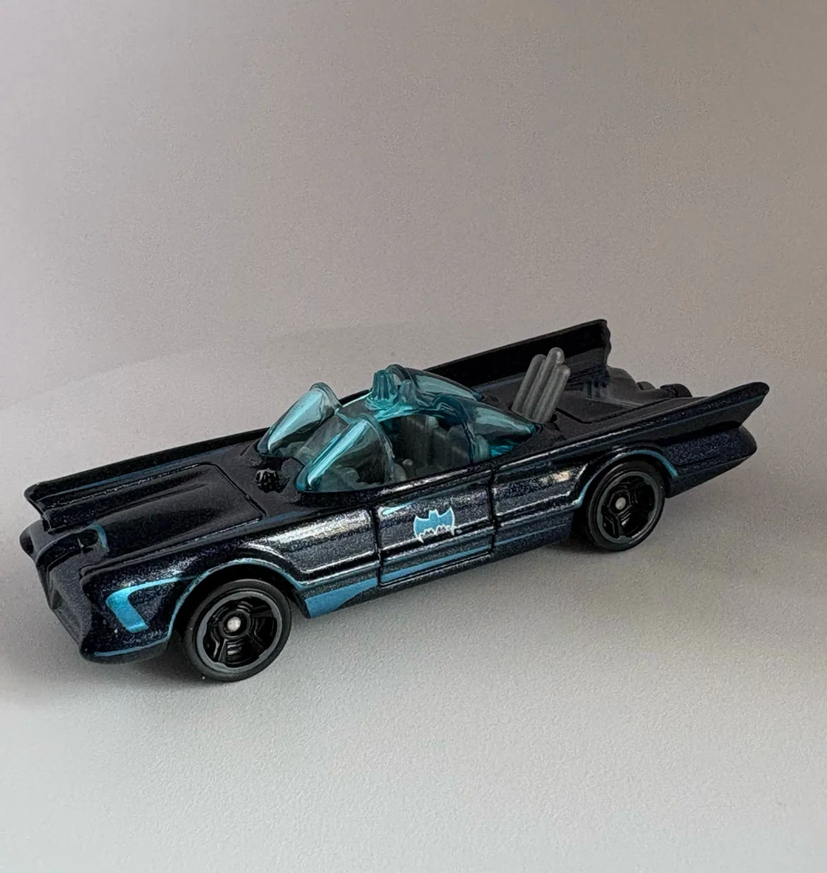 2018 TV Series Batmobile Blue: No Package: Image 2