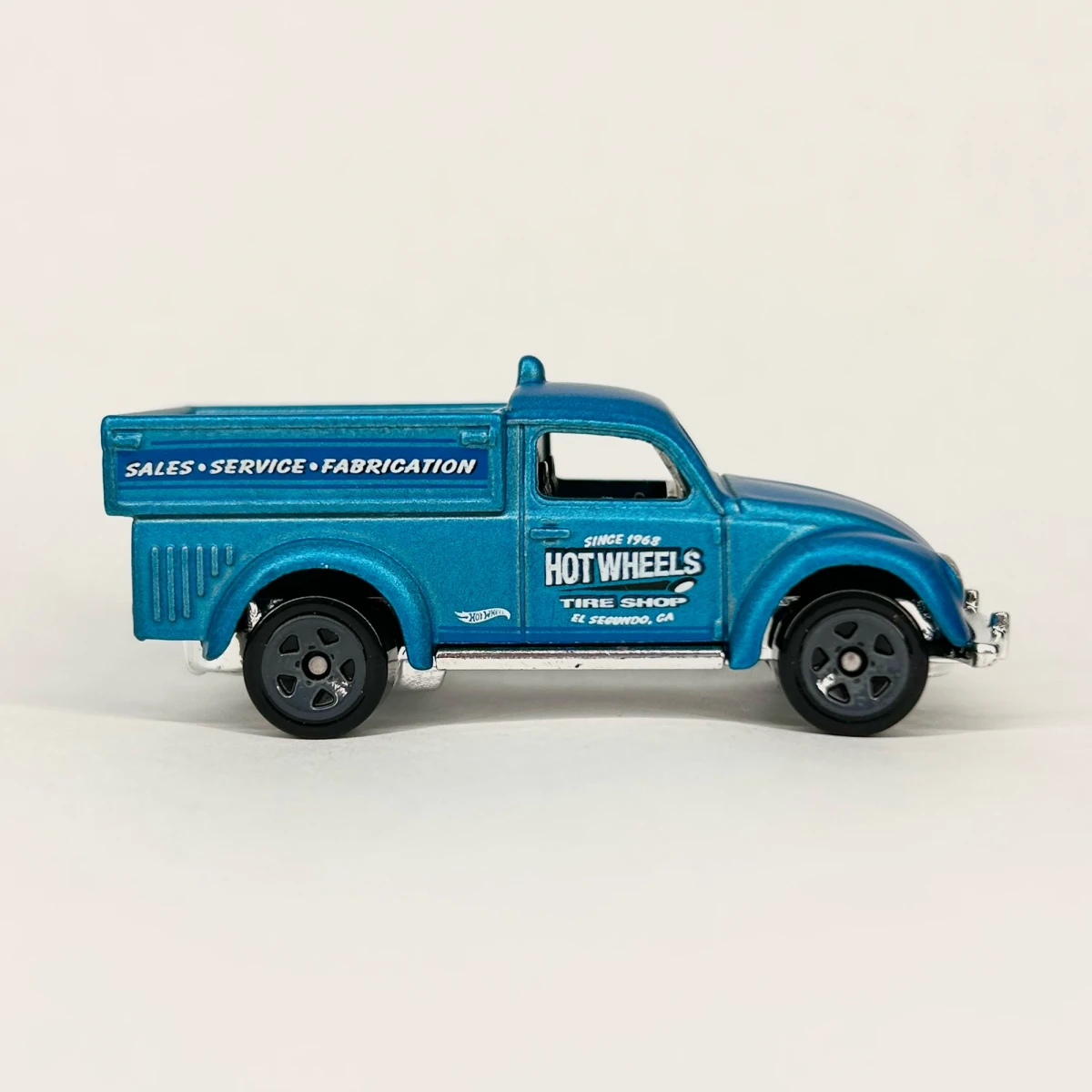 2019 49 Volkswagen Beetle Pickup Blue: No Package: Image 2