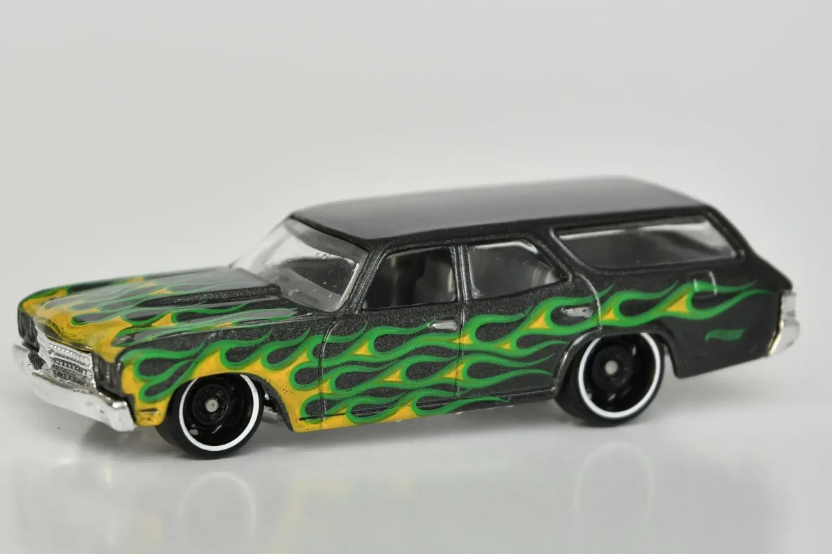 2019 70 Chevelle SS Wagon Grey: No Package: Image 2