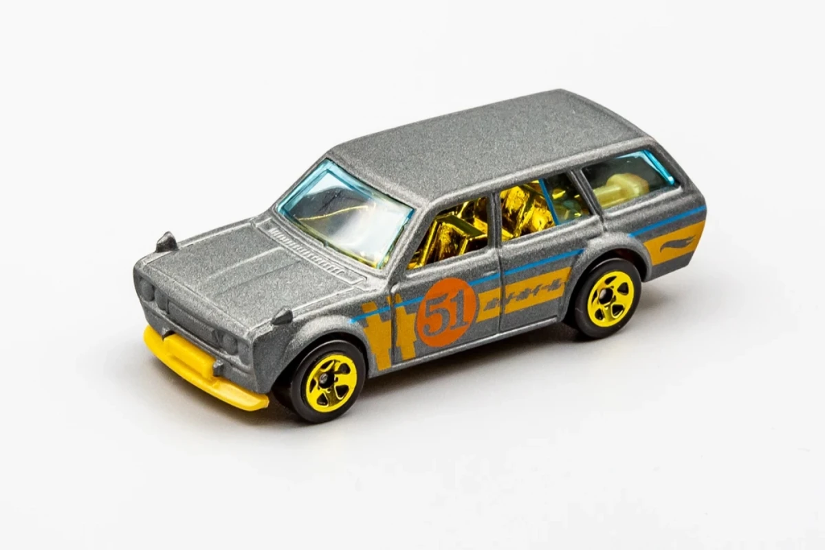 2019 71 Datsun 510 Wagon Grey: No Package: Image 2