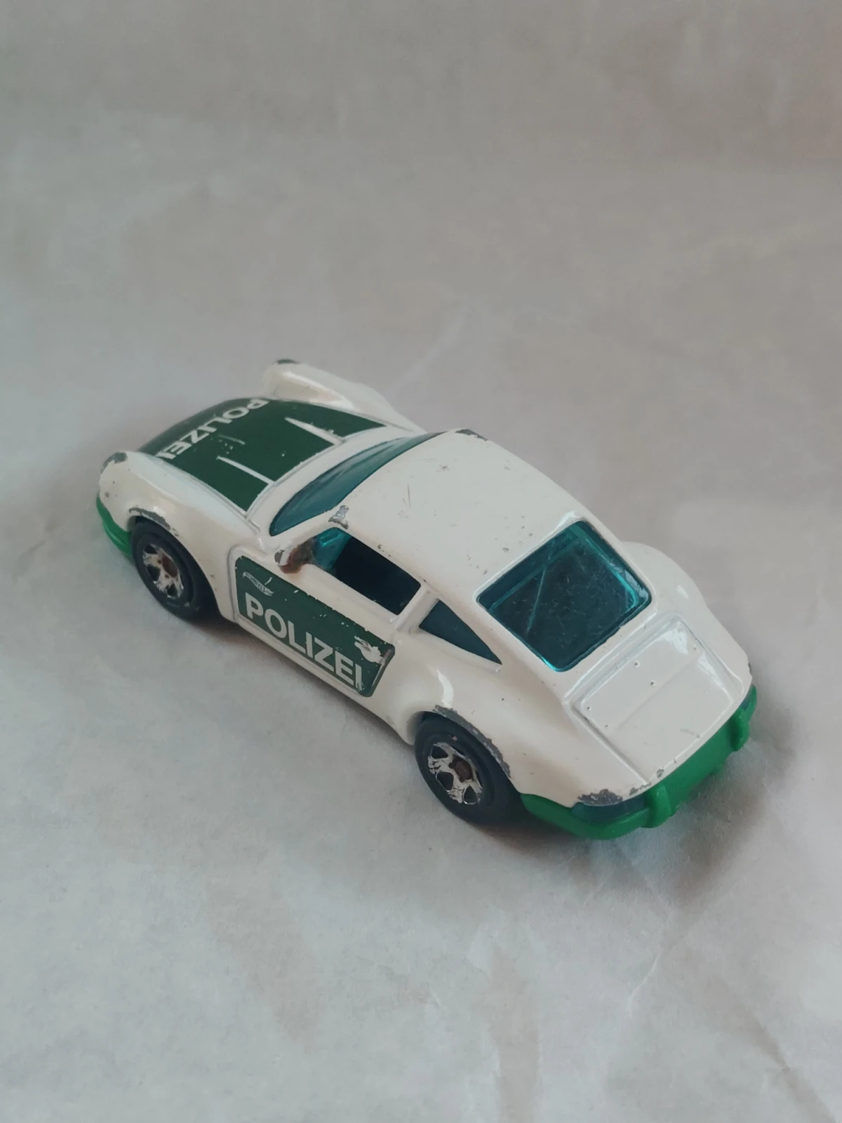 2019 71 Porsche 911 White: No Package: Image 3